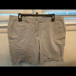 GAP Khaki Boyfriend Roll-up short - 14